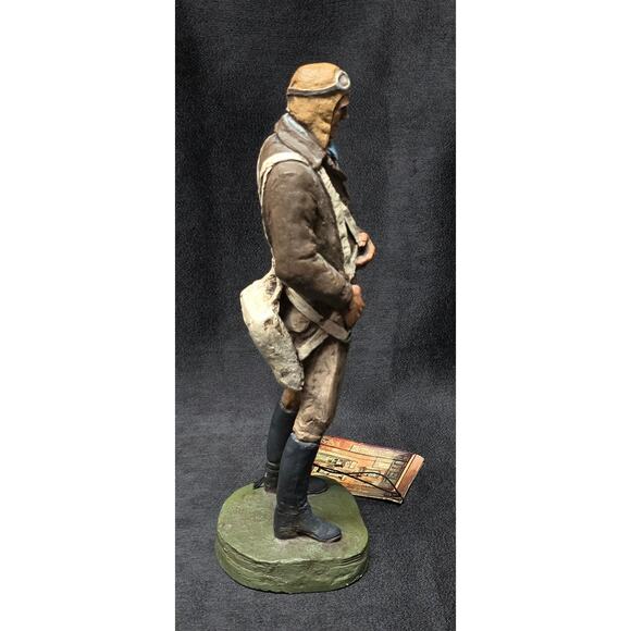 Vintage Aviator Pilot Early Flying Man Sculpture Hand Painted by Michael Garman - Picture 7 of 16